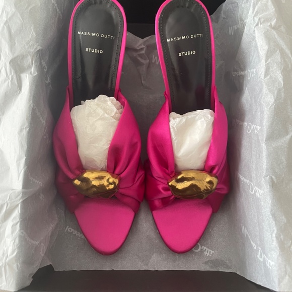 New sandals Massimo Dutti Studio, used in a 1h event - Picture 8 of 11